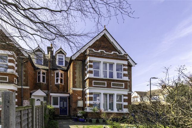 Twyford Avenue, London, W3 1 bed apartment for sale