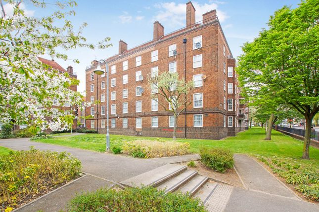 Pembury Road, Clapton E5 4 bed apartment for sale