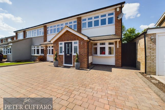 5 bedroom semi-detached house for sale