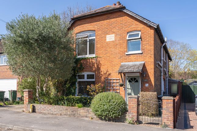 Oakdene Road, Brockham 4 bed detached house for sale