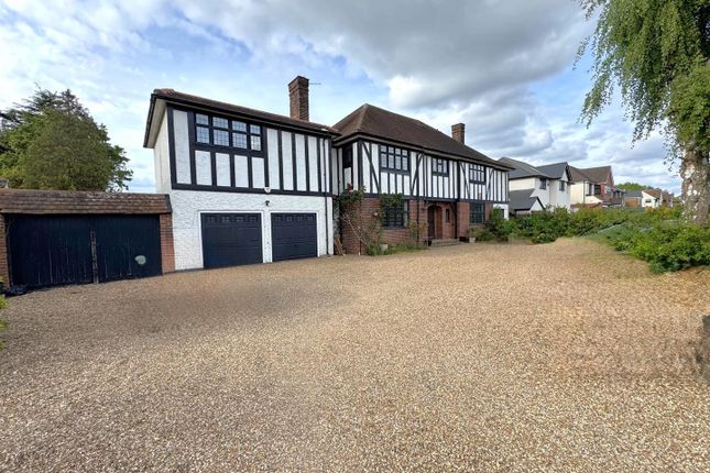 6 bedroom detached house for sale