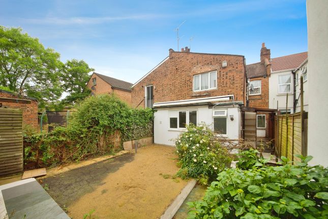 5 bedroom terraced house for sale