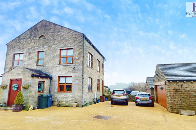 Malt Kiln Lane, Thornton, Bradford 5 bed link detached house for sale