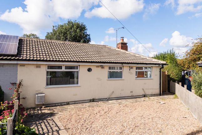 2 bedroom semi-detached bungalow for sale
