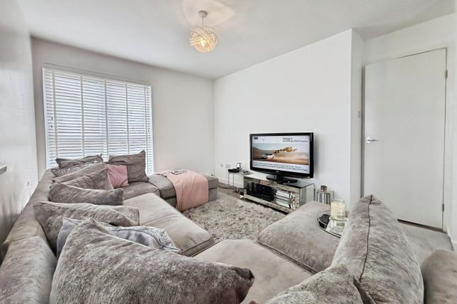 Chatton Avenue, South Shields 2 bed terraced house for sale