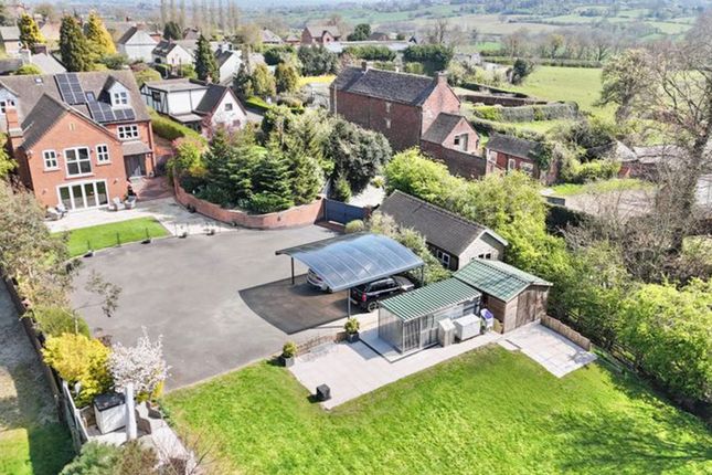 Church Lane, Uttoxeter ST14 6 bed detached house for sale