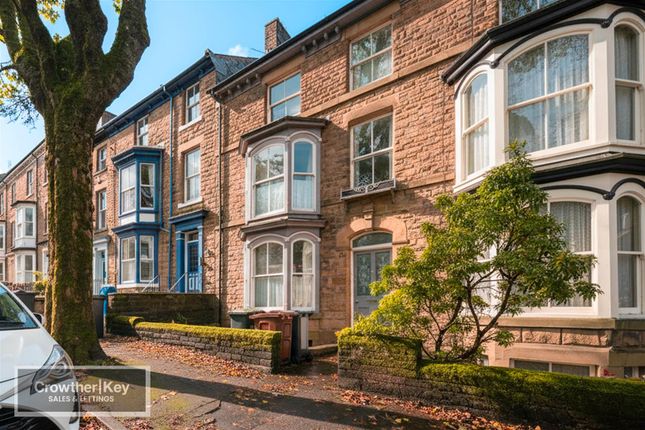 Bath Road, Buxton 4 bed house for sale