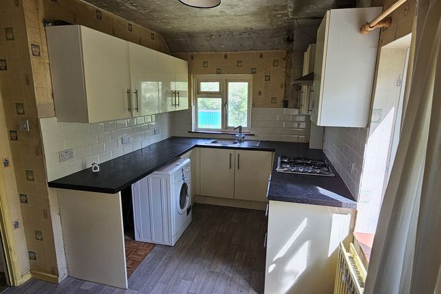 Coulsdon CR5 2 bed flat for sale