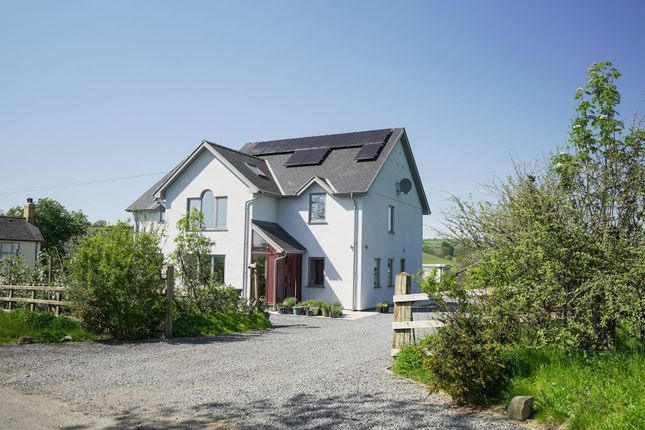 Ty'r Dderwen Ddu, Glynarthen... 4 bed house for sale