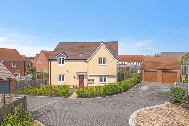 Hurry Close, Buntingford  SG9 4 bed detached house for sale