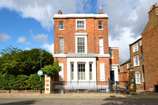 Westgate, Louth LN11 9YD 7 bed detached house for sale