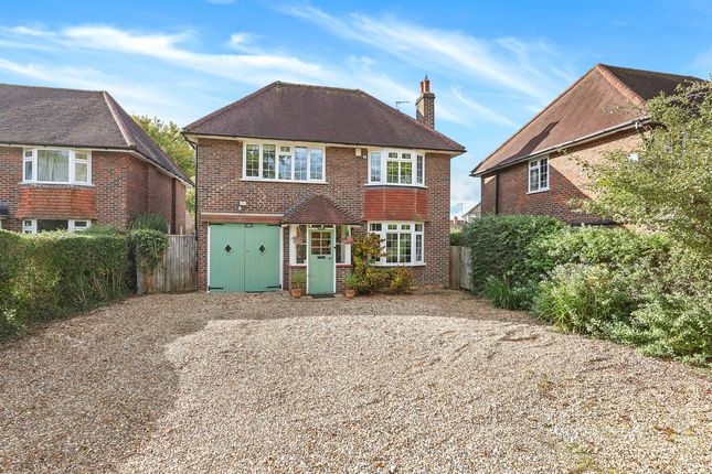 Balcombe Road, Horley, Surrey, RH6 4 bed detached house for sale