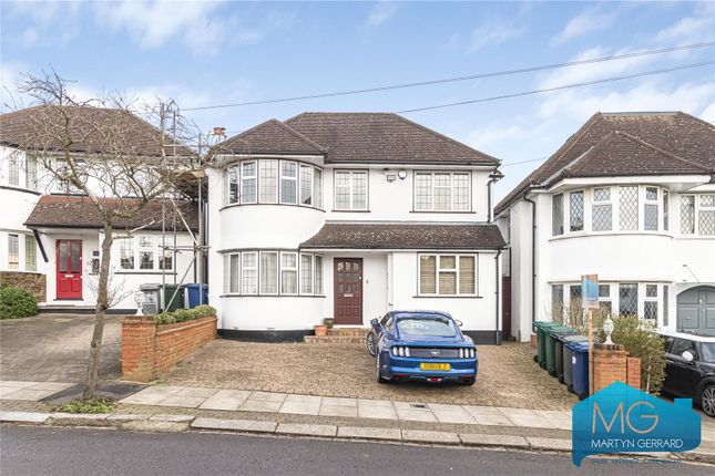 Tretawn Gardens, London, NW7 5 bed detached house for sale