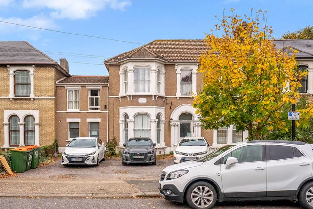 Windsor Road, E7 1 bed flat for sale