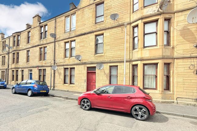 2 bedroom ground floor flat for sale