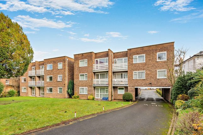 Warwick Road, Redhill, RH1 1 bed flat for sale