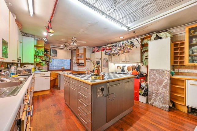5 bedroom house for sale