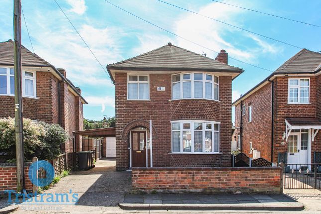 3 bed detached house