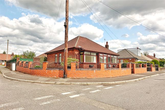 Simister Road, Failsworth... 2 bed detached bungalow for sale