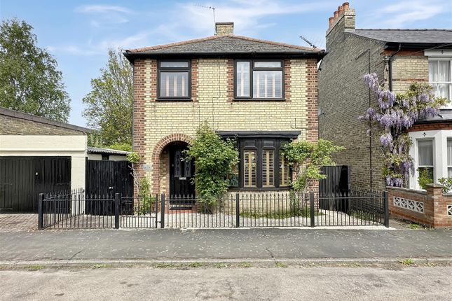 Wetenhall Road, Cambridge CB1 3 bed detached house for sale