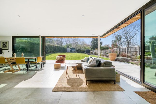 Fox Lane, Keston, Kent, BR2 4 bed detached house for sale