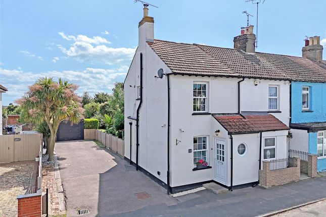 New Road, Great Wakering, Essex, SS3 2 bed end of terrace house for sale