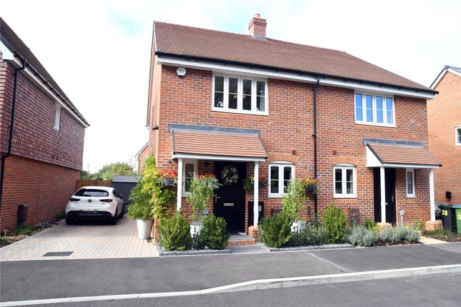 2 bedroom semi-detached house for sale