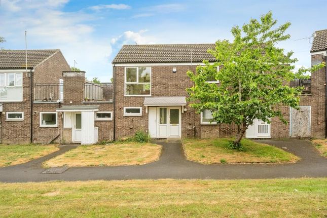 Selby Court, Scunthorpe, DN17 2 bed maisonette for sale