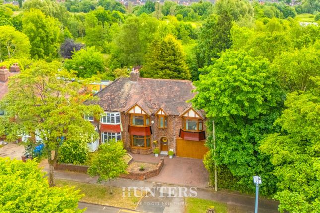 Heywood Old Road, Middleton, Manchester 4 bed semi
