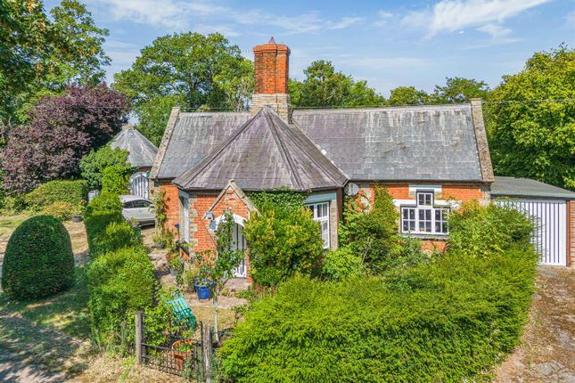 Newmarket Road, Fordham CB7 2 bed cottage for sale
