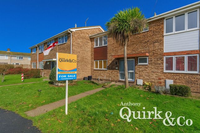 Link Road, Canvey Island, SS8 3 bed terraced house for sale