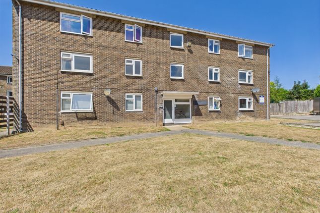 Crombie Close, Waterlooville PO8 1 bed flat for sale