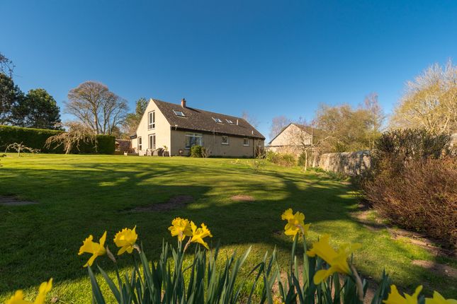 4 bed detached house