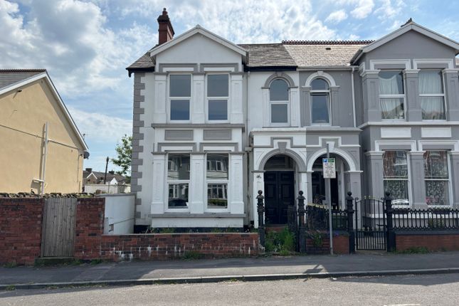 4 bed semi-detached house