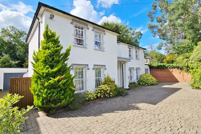 Woodhall Drive, Pinner 3 bed detached house for sale