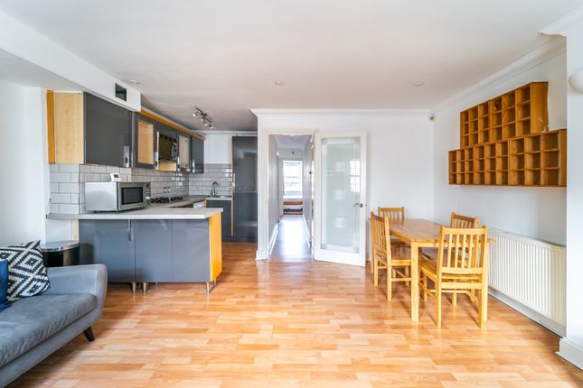 Westminster Bridge Road, Waterloo... 2 bed apartment for sale