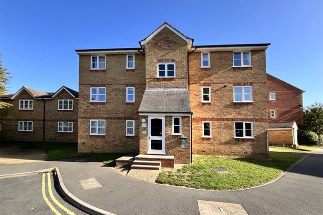 Redford Close, Feltham TW13 2 bed flat for sale