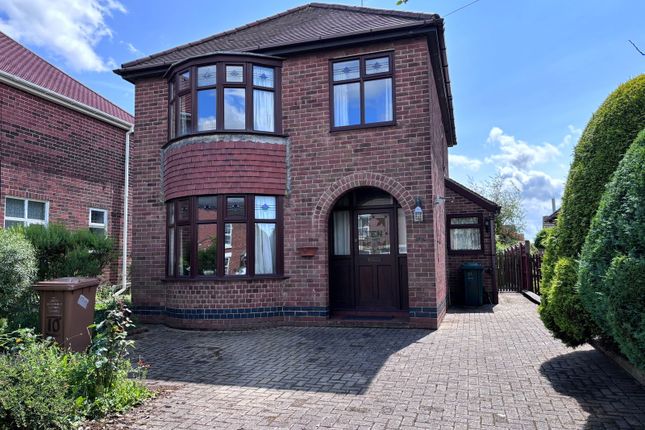 Wood Lane, Newhall, DE11 3 bed detached house for sale