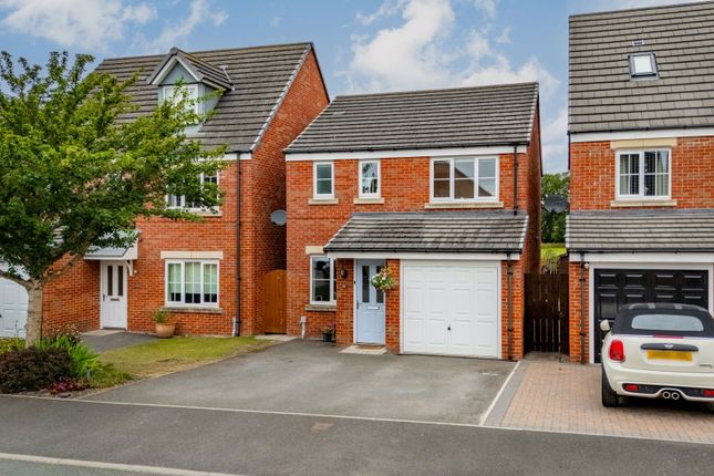 Holme Farm Way, Pontefract WF8 3 bed detached house for sale