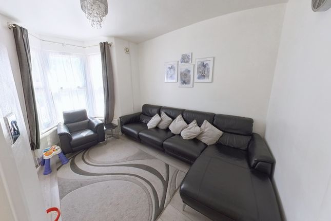4 bed terraced house