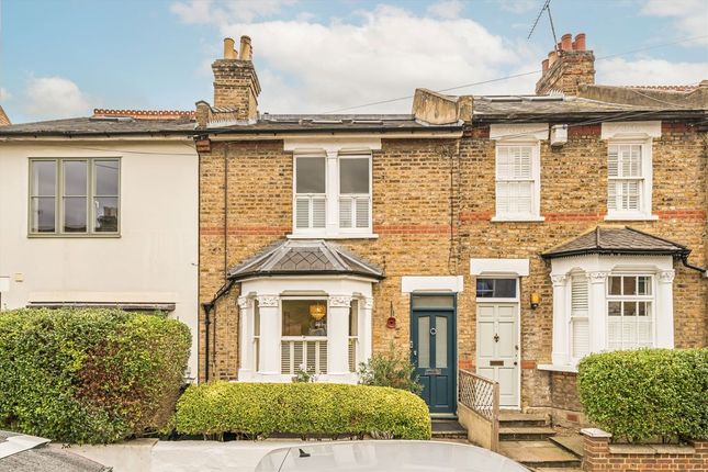 Haliburton Road, Twickenham TW1 3 bed house for sale