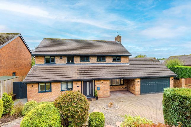 New Meadow, Lostock, Bolton, BL6 4 bed detached house for sale