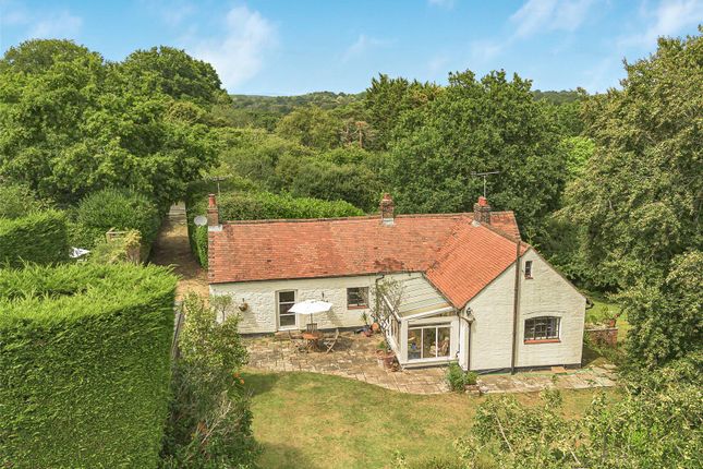 Stane Street, Codmore Hill... 2 bed bungalow for sale