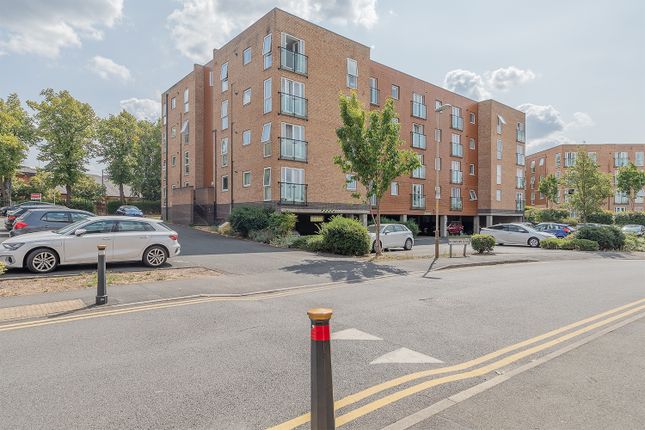 Pavilion Close, Leicester LE2 2 bed flat for sale