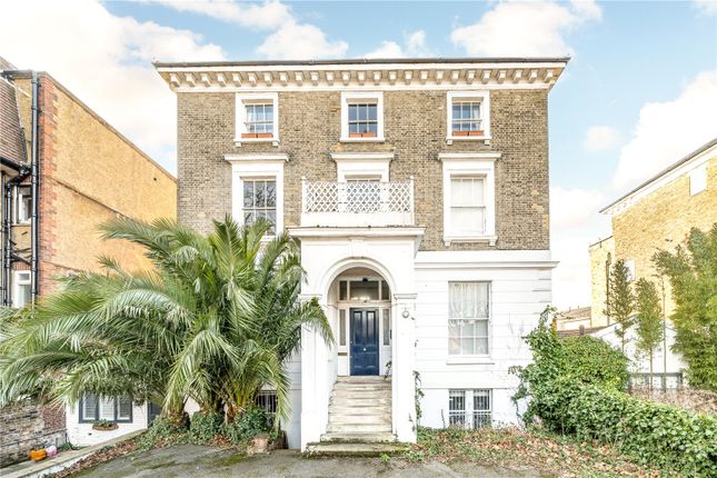 London SW4 3 bed apartment for sale
