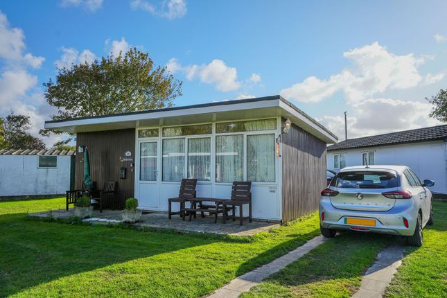 Links Road, Mundesley, NR11 2 bed chalet for sale