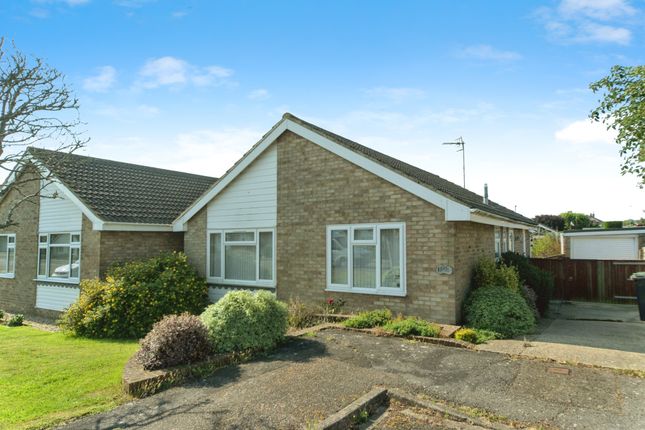 2 bed detached bungalow