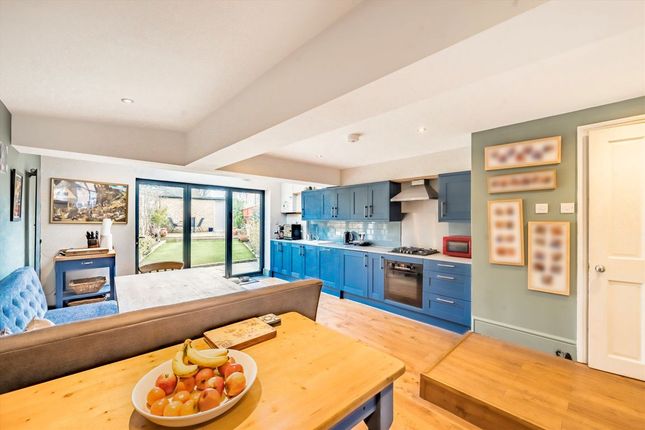 Dyers Lane, London SW15 4 bed house for sale