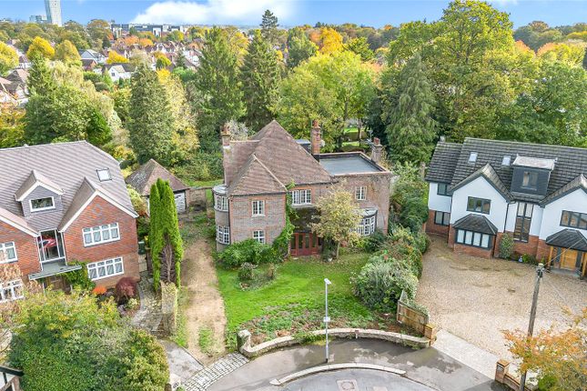 Garden Close, Hertfordshire WD17 6 bed detached house for sale