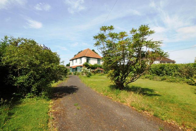 EASTWICK DRIVE, BOOKHAM. KT23 3 bed detached house for sale